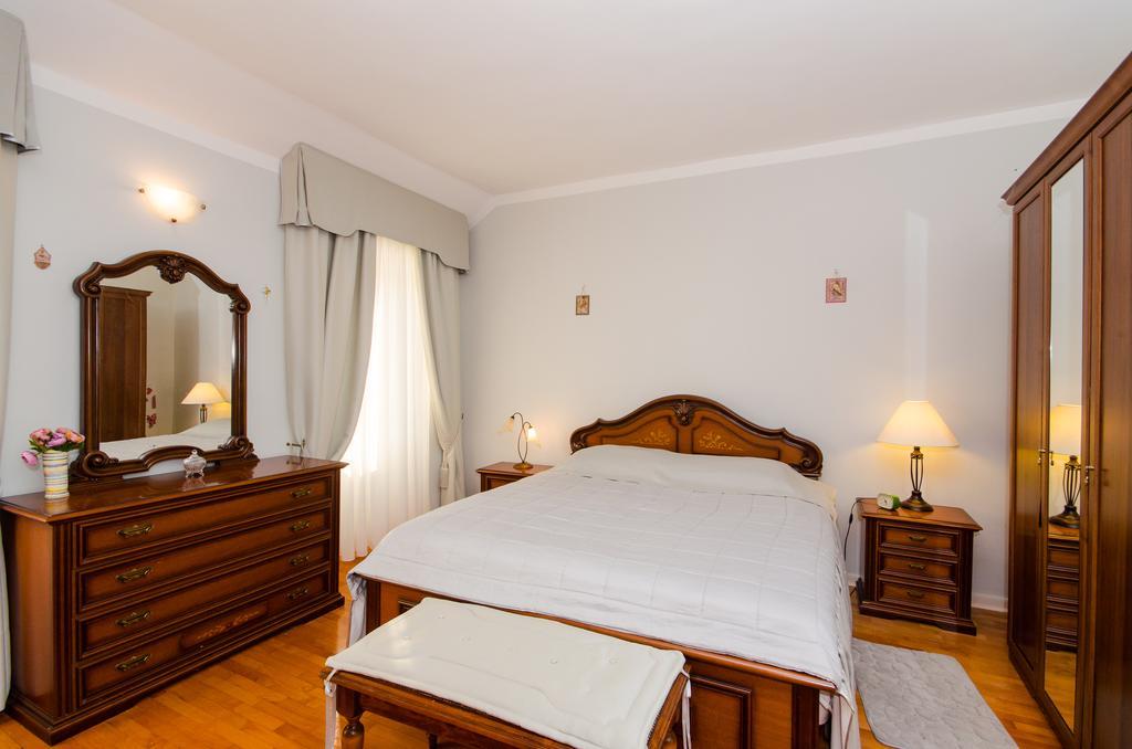 Apartment Noemi Rovinj Eksteriør bilde