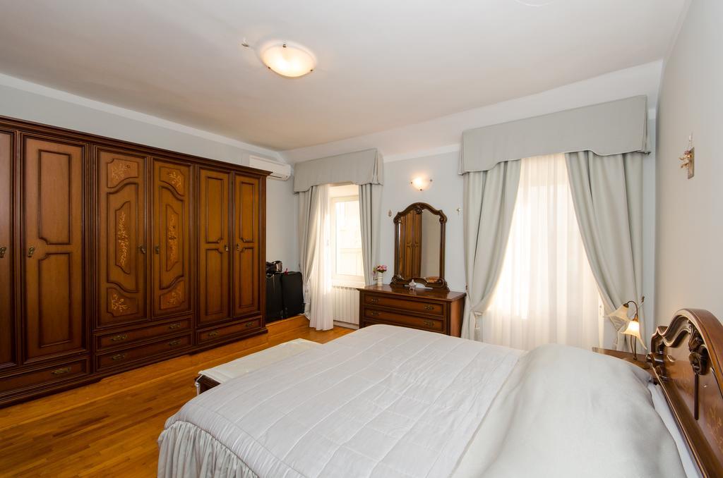 Apartment Noemi Rovinj Eksteriør bilde